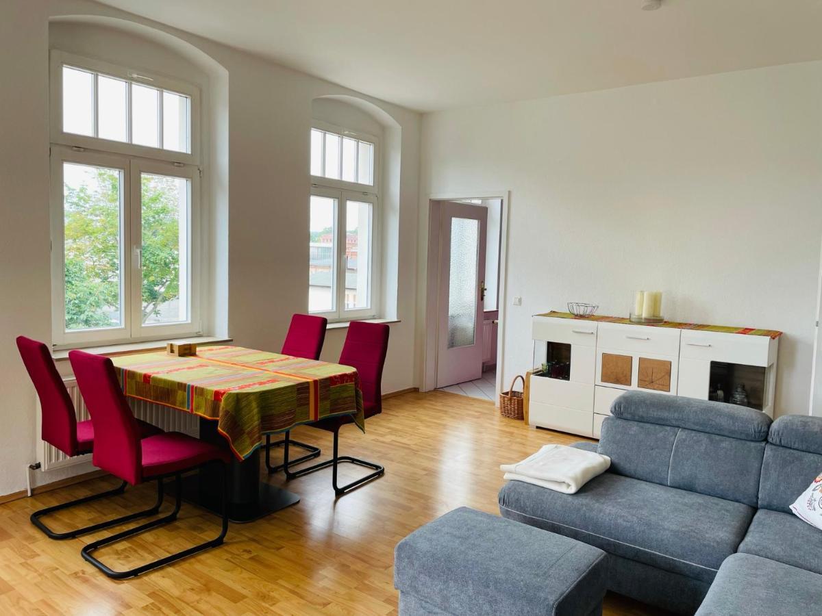 "Glueck Auf" Lichtdurchflutete Schicke Ferienwohnung In Zwickau Luaran gambar