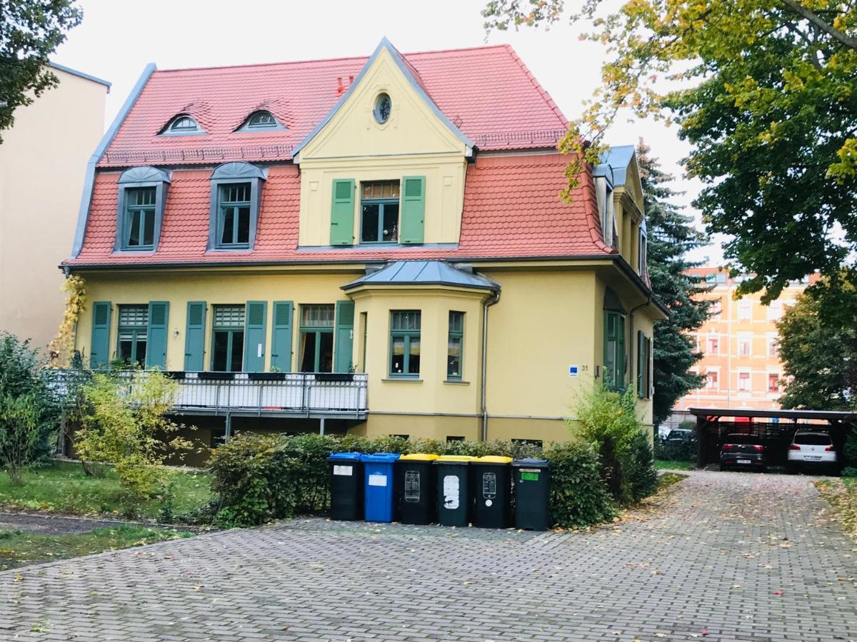 "Glueck Auf" Lichtdurchflutete Schicke Ferienwohnung In Zwickau Luaran gambar