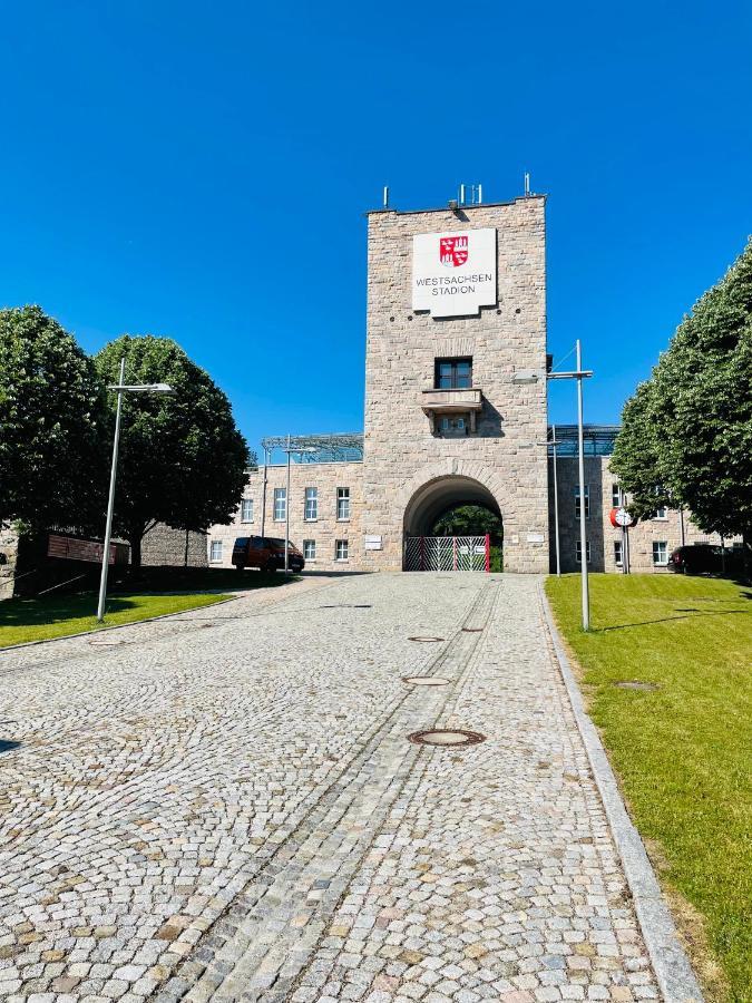 "Glueck Auf" Lichtdurchflutete Schicke Ferienwohnung In Zwickau Luaran gambar